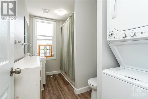 358 Booth Street, Ottawa, ON - Indoor Photo Showing Laundry Room