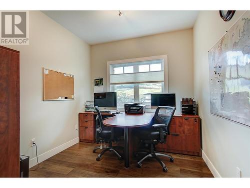 10626 Okanagan Centre Road E, Lake Country, BC - Indoor Photo Showing Office