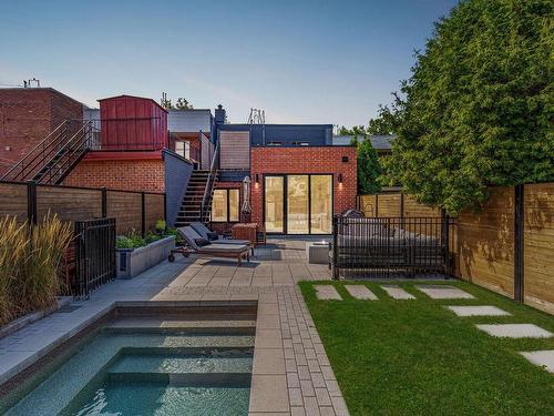 Vue - 1759 Rue Le Caron, Montréal (Le Sud-Ouest), QC - Outdoor With In Ground Pool