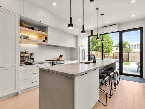 Cuisine - 1759 Rue Le Caron, Montréal (Le Sud-Ouest), QC - Indoor Photo Showing Kitchen With Upgraded Kitchen