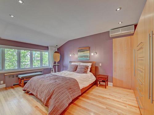 Bedroom - 58 Av. Wicksteed, Mont-Royal, QC - Indoor