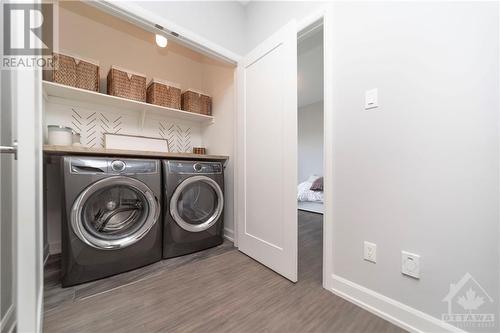 313 Moore Crescent, Kemptville, ON - Indoor Photo Showing Laundry Room