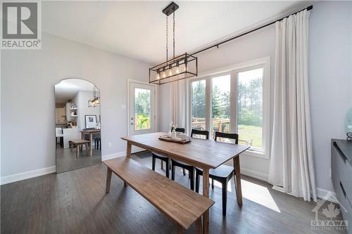 313 Moore Crescent, Kemptville, ON - Indoor Photo Showing Dining Room