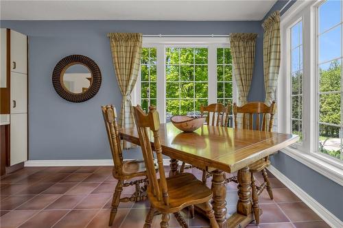 89 Fifty Road, Stoney Creek, ON - Indoor Photo Showing Dining Room