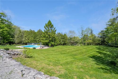 89 Fifty Road, Stoney Creek, ON - Outdoor With In Ground Pool
