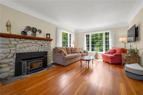 89 Fifty Road, Stoney Creek, ON - Indoor Photo Showing Living Room With Fireplace