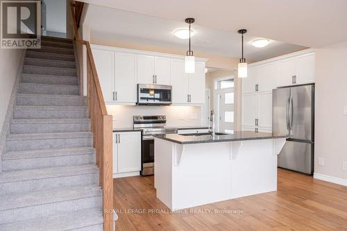 1 Miramichi Street, Belleville, ON - Indoor Photo Showing Kitchen With Upgraded Kitchen