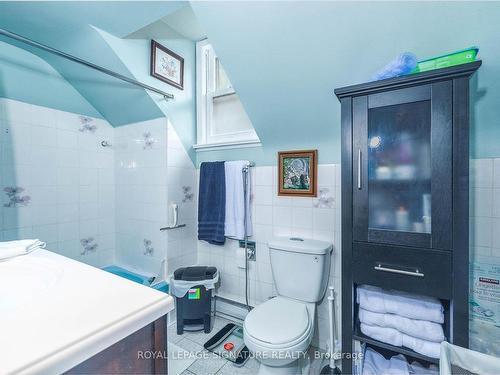 4367 Lawrence Ave E, Toronto, ON - Indoor Photo Showing Bathroom