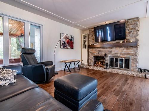 Living room - 2275 Rg Bas-De-La-Riviere, Nicolet, QC - Indoor Photo Showing Living Room With Fireplace