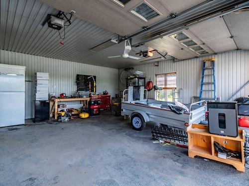 Garage - 2275 Rg Bas-De-La-Riviere, Nicolet, QC - Indoor Photo Showing Garage