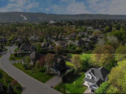 Aerial photo - 10 Av. Des Buses, Saint-Sauveur, QC - Outdoor With View