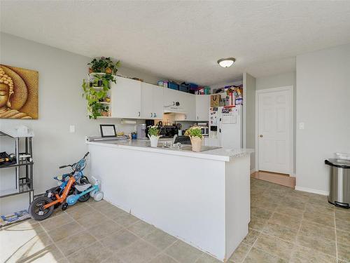 2067 Arleigh Pl, Sooke, BC - Indoor Photo Showing Kitchen