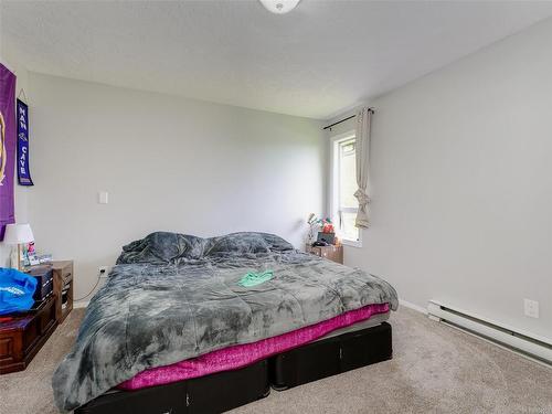 2067 Arleigh Pl, Sooke, BC - Indoor Photo Showing Bedroom