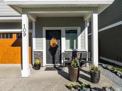 109-2260 Maple Ave North, Sooke, BC - Outdoor With Exterior