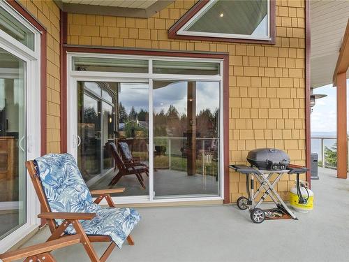 303-439 College Rd, Qualicum Beach, BC - Outdoor With Deck Patio Veranda With Exterior