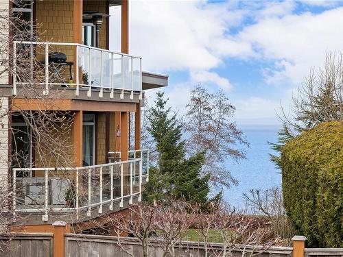 303-439 College Rd, Qualicum Beach, BC - Outdoor With Body Of Water