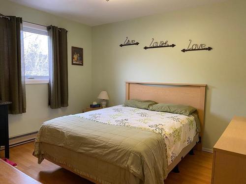 141 Sunset Drive, Schreiber, ON - Indoor Photo Showing Bedroom