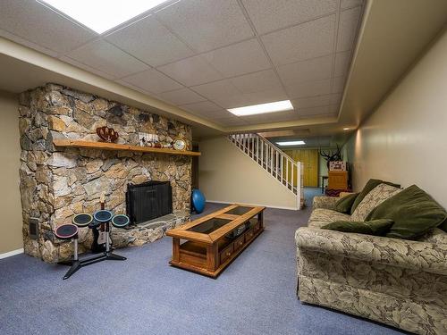 1460 Heffley Louis Cr Rd, Kamloops, BC - Indoor With Fireplace