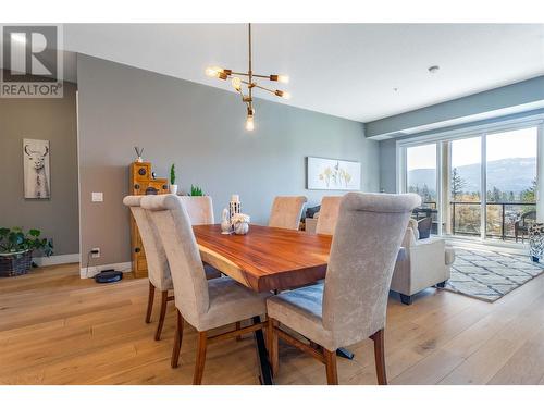 529 Truswell Road Unit# 604, Kelowna, BC - Indoor Photo Showing Dining Room