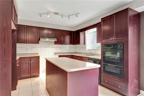 11 Fortissimo Drive, Hamilton, ON - Indoor Photo Showing Kitchen With Double Sink