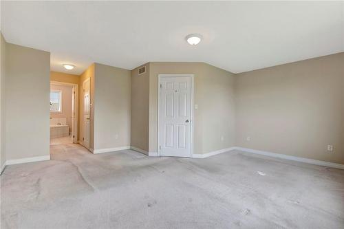 11 Fortissimo Drive, Hamilton, ON - Indoor Photo Showing Other Room