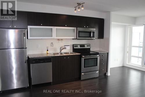 1411 - 2015 Sheppard Avenue E, Toronto, ON - Indoor Photo Showing Kitchen With Stainless Steel Kitchen With Double Sink