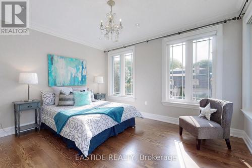 2 Normandale Crescent, Toronto, ON - Indoor Photo Showing Bedroom