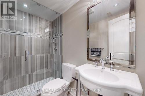 2 Normandale Crescent, Toronto, ON - Indoor Photo Showing Bathroom