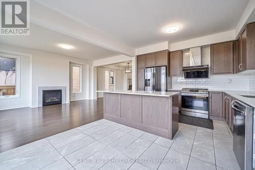 37 Maskell Crescent, Whitby, ON - Indoor Photo Showing Kitchen