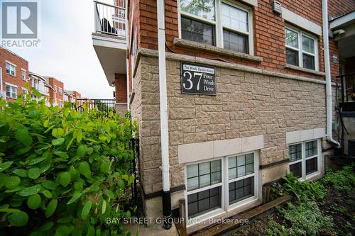 24 - 37 Four Winds Drive, Toronto, ON - Outdoor