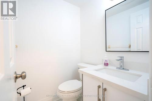 5351 Richborough Drive, Mississauga, ON - Indoor Photo Showing Bathroom