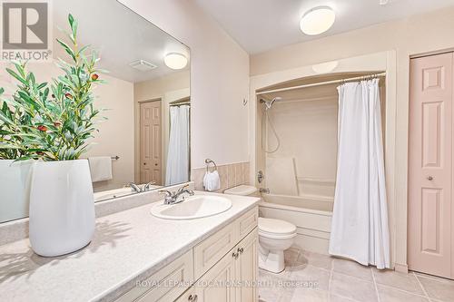 9197 County 91 Road, Clearview, ON - Indoor Photo Showing Bathroom