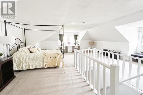 1105 Queen St E, Sault Ste. Marie, ON - Indoor Photo Showing Bedroom