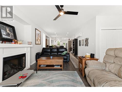 435 Highway 3A Unit# 5, Keremeos, BC - Indoor Photo Showing Living Room With Fireplace