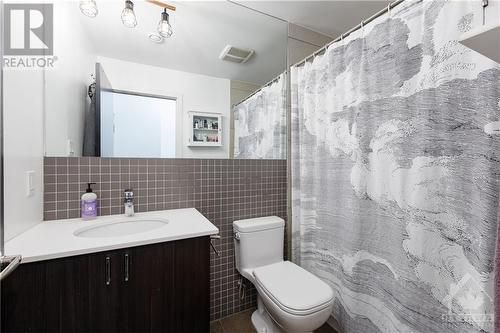 1308 Thames Street Unit#202, Ottawa, ON - Indoor Photo Showing Bathroom