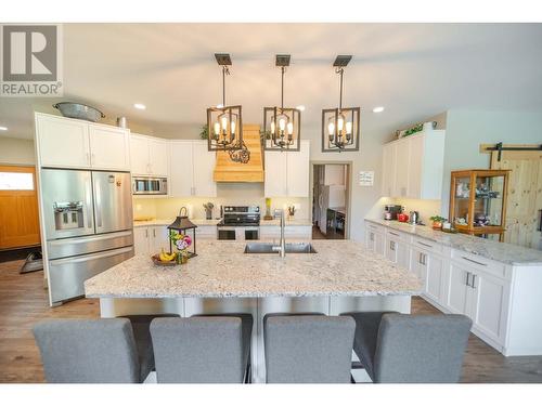 6385 3 Highway, Fernie, BC - Indoor Photo Showing Kitchen With Double Sink With Upgraded Kitchen