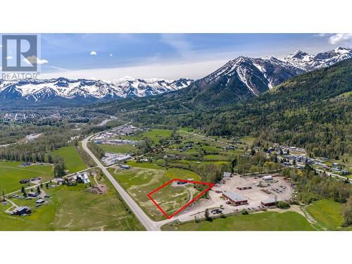 6385 3 Highway, Fernie, BC - Outdoor With View