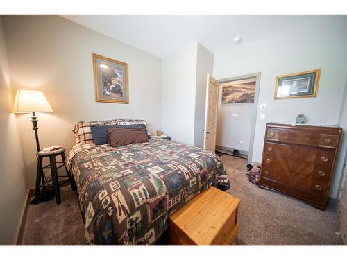 6385 Highway 3, Fernie, BC - Indoor Photo Showing Bedroom