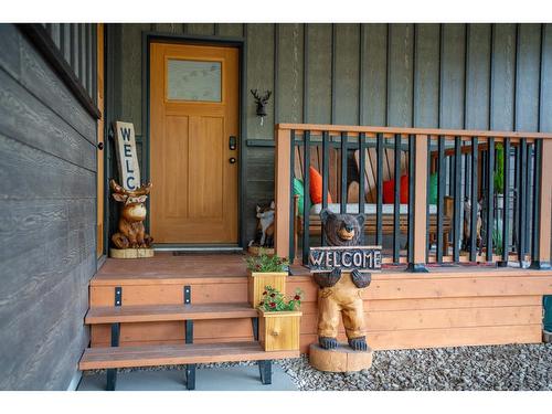 6385 Highway 3, Fernie, BC - Indoor Photo Showing Other Room