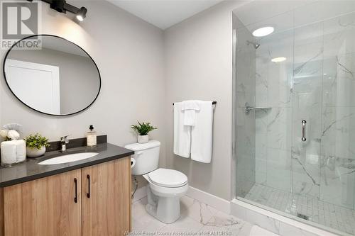140 Main Street East Unit# 201, Kingsville, ON - Indoor Photo Showing Bathroom