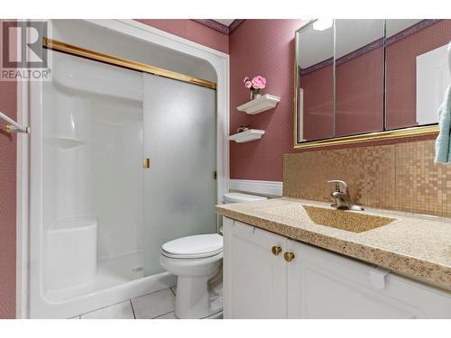 1201 Cameron Avenue Unit# 146, Kelowna, BC - Indoor Photo Showing Bathroom