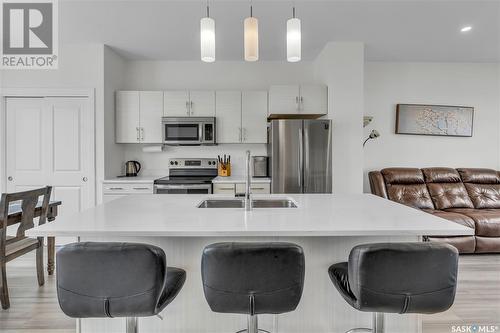 Street 1701 West Market Street, Regina, SK - Indoor Photo Showing Kitchen With Stainless Steel Kitchen With Upgraded Kitchen