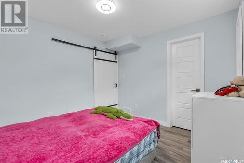 Street 1701 West Market Street, Regina, SK - Indoor Photo Showing Bedroom