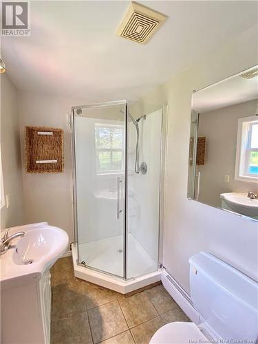 23 Route 610, Upper Hainesville, NB - Indoor Photo Showing Bathroom