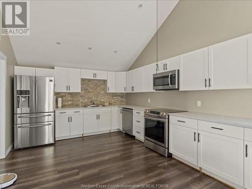 3045 Arner Townline, Essex, ON - Indoor Photo Showing Kitchen