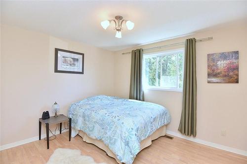 #3 bedroom on side of home - 110 Highbury Drive, Stoney Creek, ON - Indoor Photo Showing Bedroom