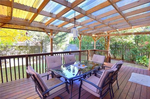 Spacious deck for relaxing or entertaining - 110 Highbury Drive, Stoney Creek, ON - Outdoor With Deck Patio Veranda With Exterior