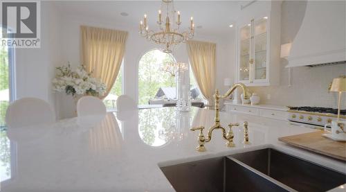 76 Hazelton Drive, Sudbury, ON - Indoor Photo Showing Kitchen With Upgraded Kitchen