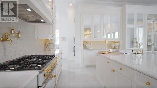76 Hazelton Drive, Sudbury, ON - Indoor Photo Showing Kitchen With Upgraded Kitchen