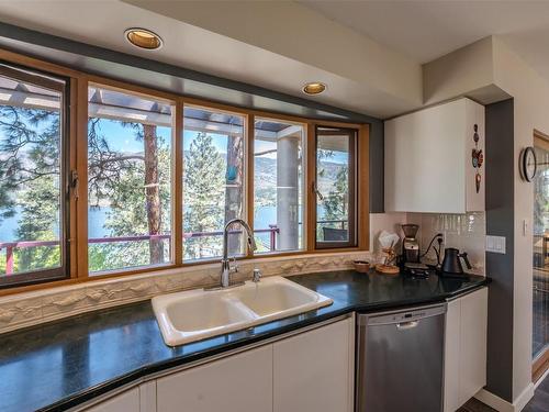 230 Ponderosa Avenue, Kaleden, BC - Indoor Photo Showing Kitchen With Double Sink